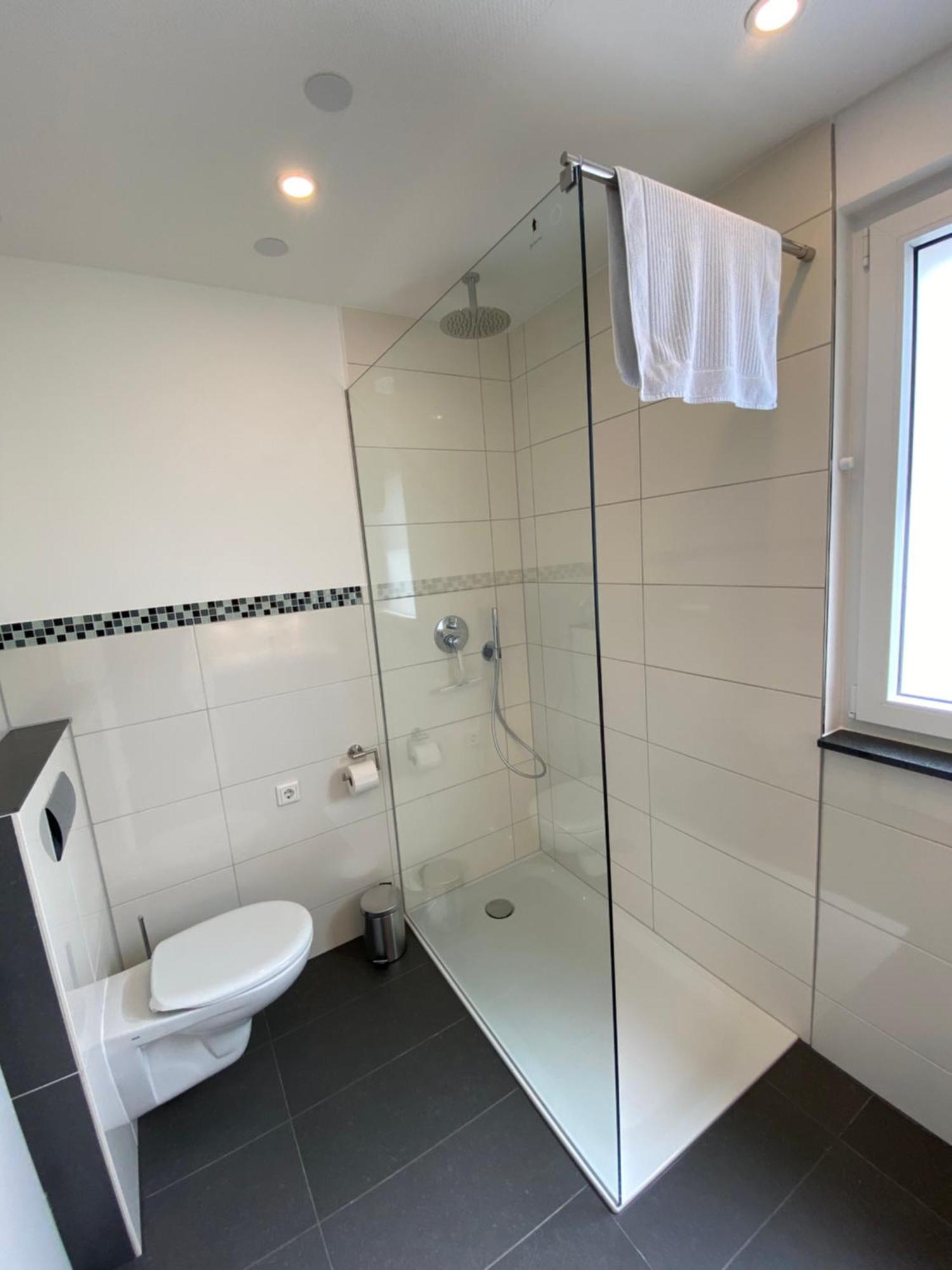 All-In Apartments In Fischeln Mit Gartenblick, Naehe Duesseldorf - Messe - Airport - Helios クレーフェルト エクステリア 写真
